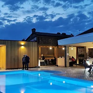 Agriturismo-r&b Corte Dei Gioghi Vakantieboerderij